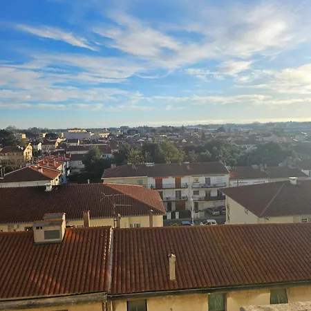 Victoria Proche Stade De Rugby Et Centre Hotel