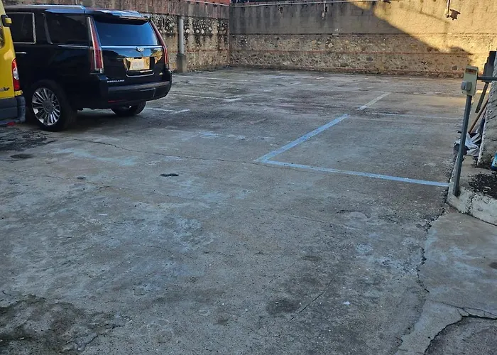 Victoria Proche Stade De Rugby Et Centre