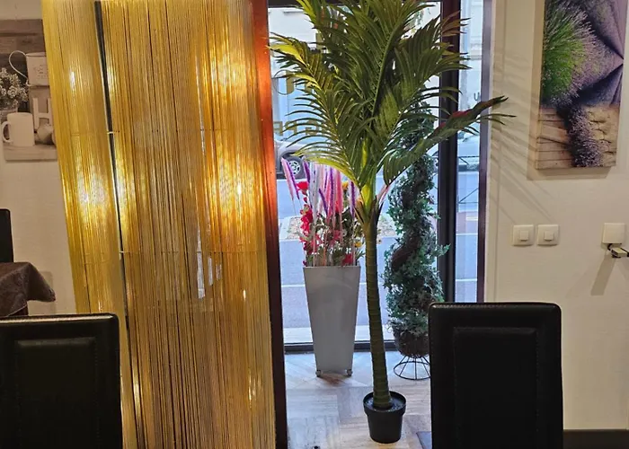 Victoria Proche Stade De Rugby Et Centre Hotell 3*