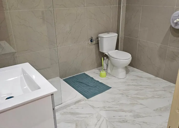 Victoria Proche Stade De Rugby Et Centre Hotell 3*